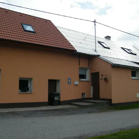 Appartamento U Slunce Ostredek Esterno foto