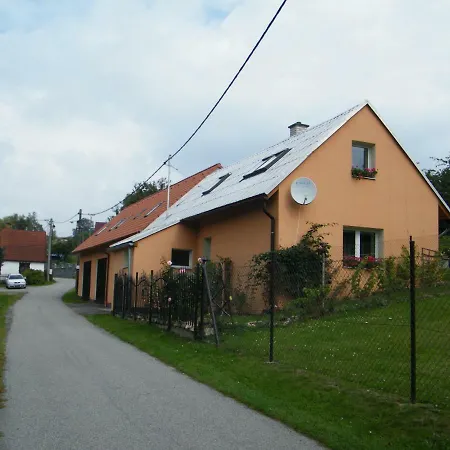Appartamento U Slunce Ostredek Esterno foto